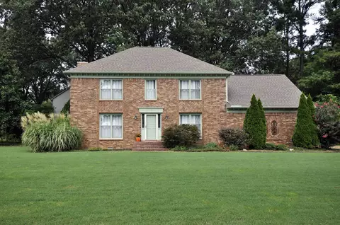 599 Queen Oak St, Collierville, TN 38017