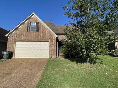 1153 W Cortona Cir, Memphis, TN 38018
