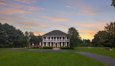 1770 Russell Rd, Bolivar, TN 38008