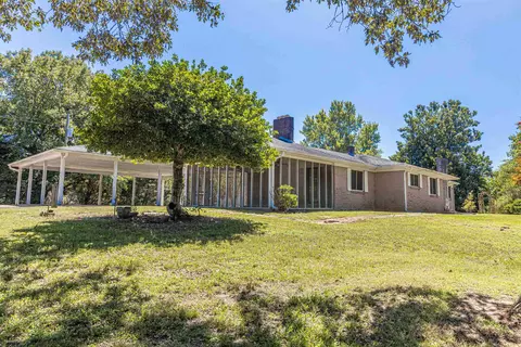 2590 Chewalla Rd, Ramer, TN 38367