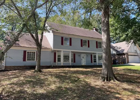 165 E Pecan Valley St, Collierville, TN 38017