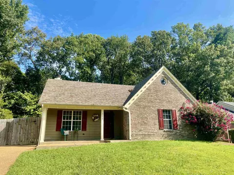 5750 Saranac Ave, Memphis, TN 38135