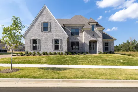 10348 Wading Heron Dr, Lakeland, TN 38002