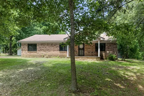 137 Locust Bluff Rd, Covington, TN 38019
