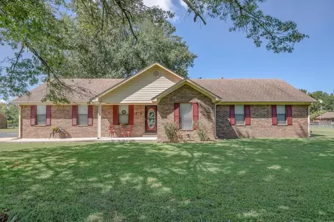 419 Twin Lakes Cir, Munford, TN 38058