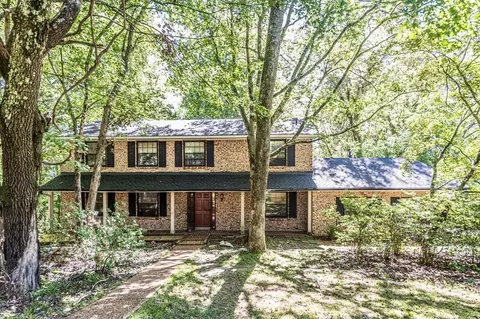 7763 Deer Lake Dr, Millington, TN 38053