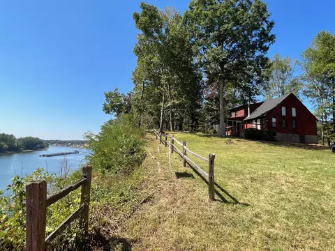 116 Sleepy Hollow Ln, Morris Chapel, TN 38361