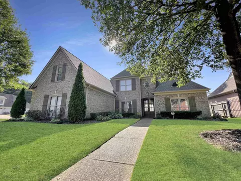 10354 Pilot Rock Dr, Collierville, TN 38017