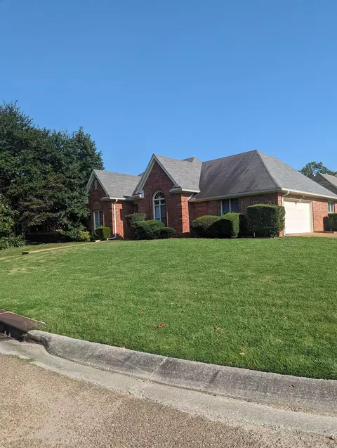 7613 E Richwood Pl, Memphis, TN 38125