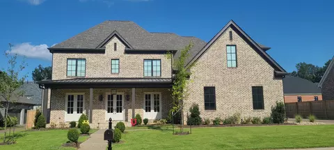 2488 Allelon Bend Ln, Germantown, TN 38138