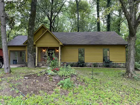 1067 Portersville Rd, Atoka, TN 38004