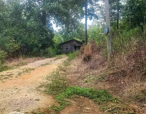 4190 County Home Rd, Savannah, TN 38372