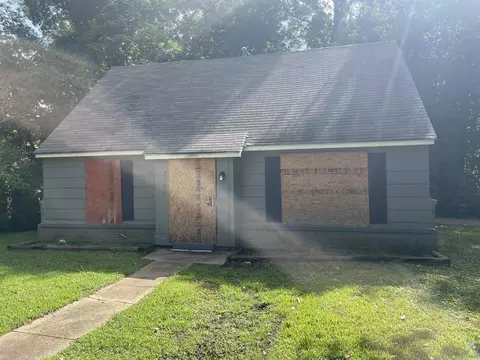 3180 Aden St, Memphis, TN 38127