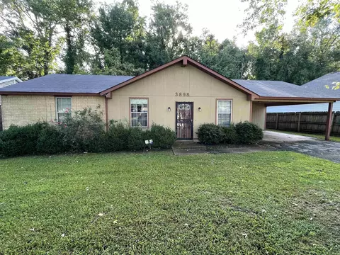 3898 Winwood Dr, Memphis, TN 38128