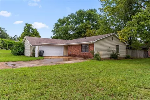4062 Hobson Rd, Memphis, TN 38128