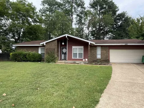 2053 Pennel Cv, Memphis, TN 38116