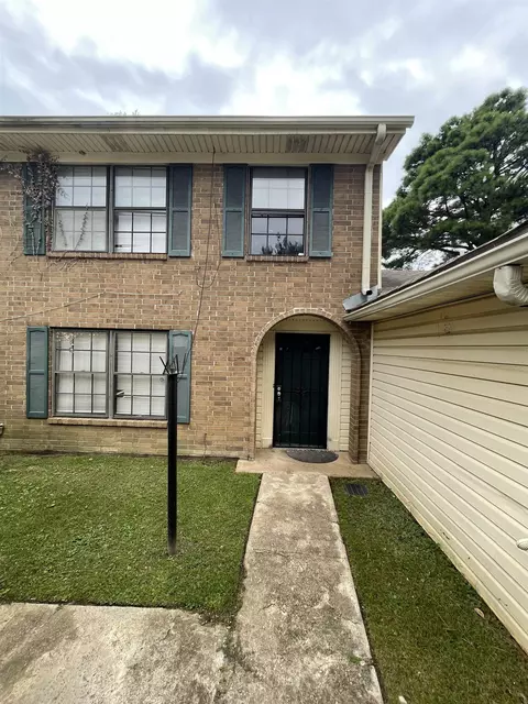 2989 Lin Cv #2989, Memphis, TN 38119