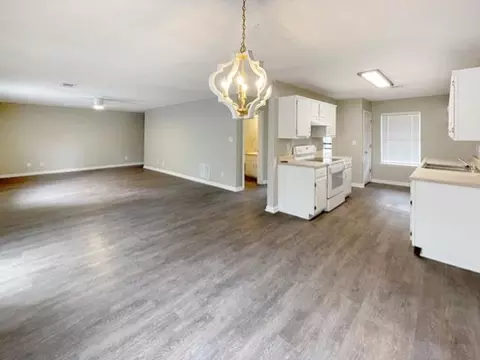 5214 Ogunquit Ln, Memphis, TN 38118 photo 9