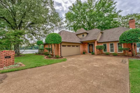 1475 Fox Chase Cv, Southaven, MS 38671