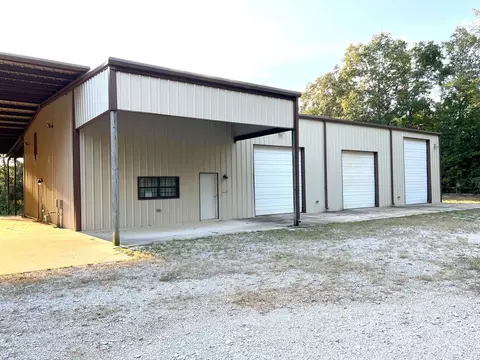 275 Franklin Rd, Moscow, TN 38057