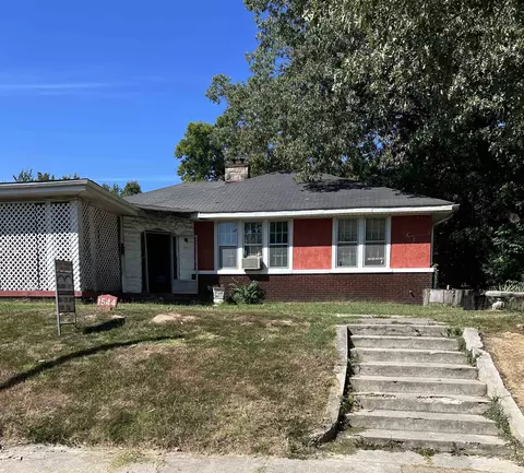 1544 E Mclemore Ave, Memphis, TN 38106