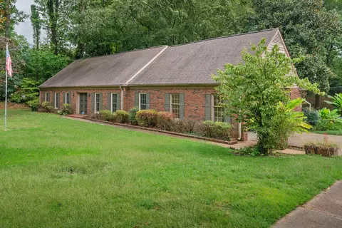 3807 Lakewood Dr N, Memphis, TN 38128