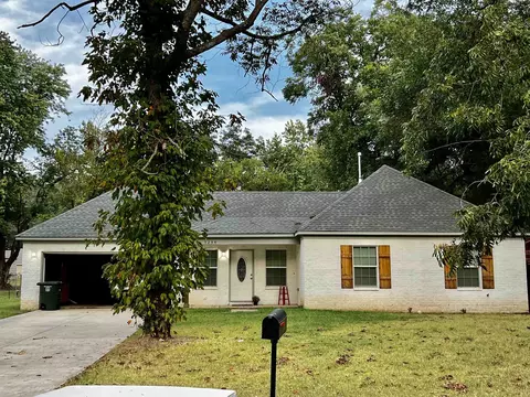 5254 Loch Lomond Dr, Memphis, TN 38116