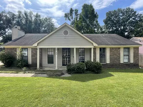 2717 Gruber Dr, Memphis, TN 38127