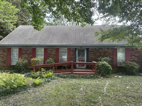 3120 Domar Rd, Memphis, TN 38118