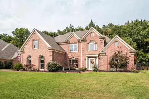 8874 River Meadow Dr, Memphis, TN 38018