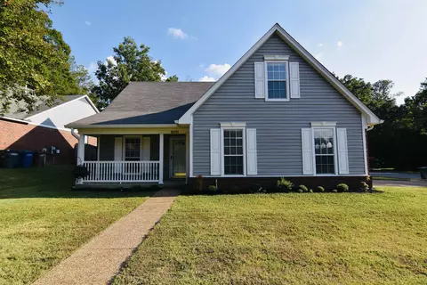 9411 Slezenger Ln, Lakeland, TN 38002