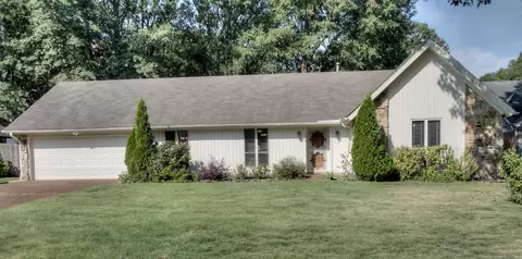 1793 Lindell Cv, Germantown, TN 38139
