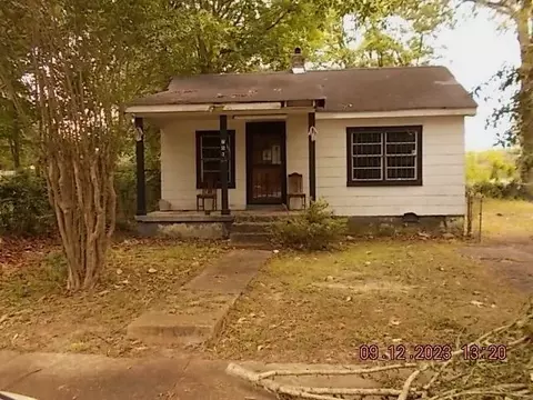 702 Buntyn St, Memphis, TN 38114