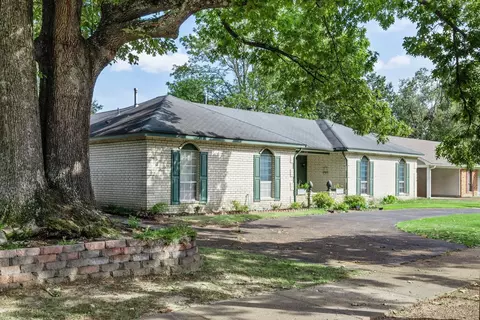 3334 Shelby St, Bartlett, TN 38134