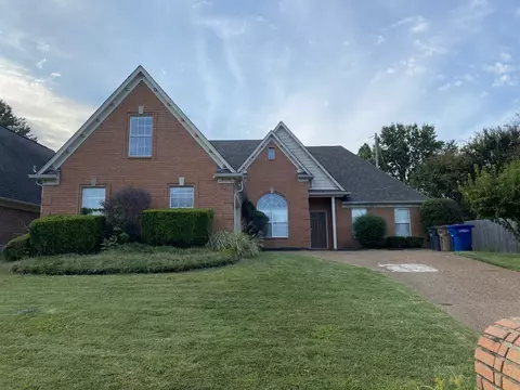 9728 Kingsridge Dr, Lakeland, TN 38002