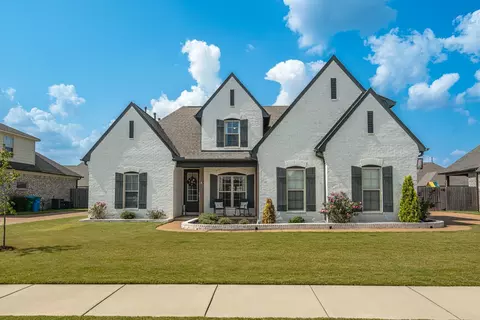 6417 Creekside Lake Dr, Arlington, TN 38002