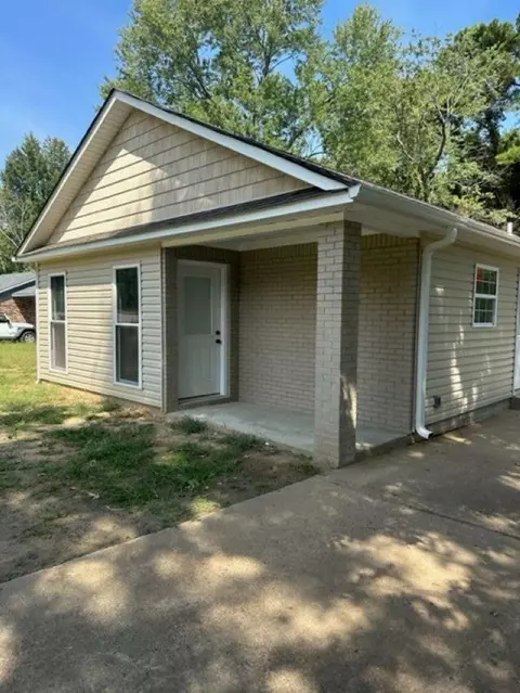 111 Larkwood Ave, Ripley, TN 38063