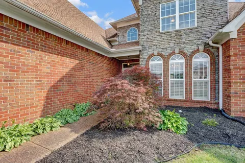 8901 Brunswick Farms Dr, Arlington, TN 38002