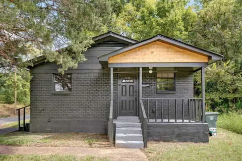 1050 Shaw Pl, Memphis, TN 38126