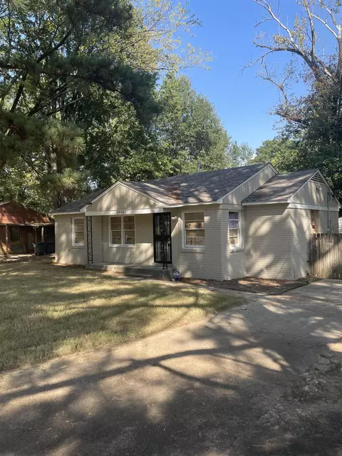 4900 Hodge Rd, Memphis, TN 38109