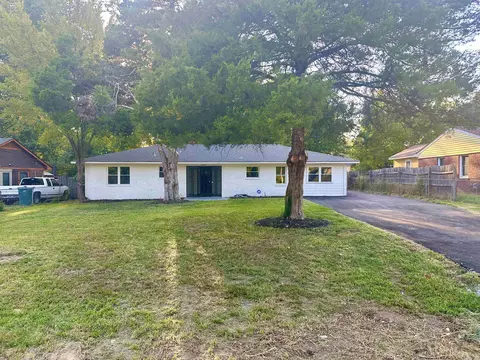 4827 Leonard Rd, Memphis, TN 38109