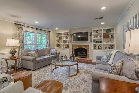 8500 Hunters Horn, Germantown, TN 38138