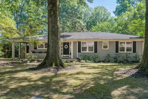 4609 Crossover Ln, Memphis, TN 38117