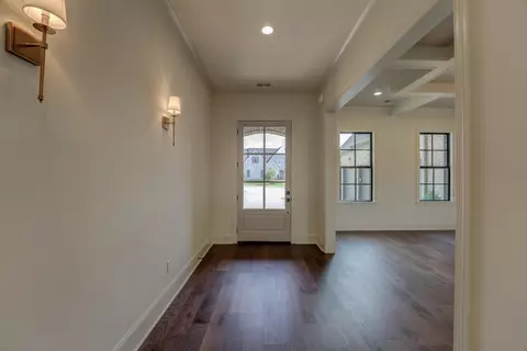 10146 Nighthawk Cv, Collierville, TN 38017 photo 3