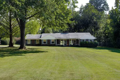 4495 Chickasaw Rd, Memphis, TN 38117