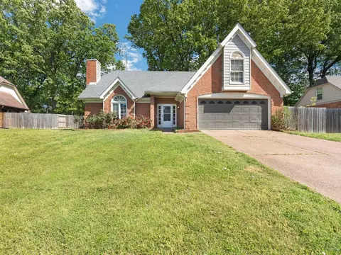 2047 Kings Cross Ln, Memphis, TN 38016