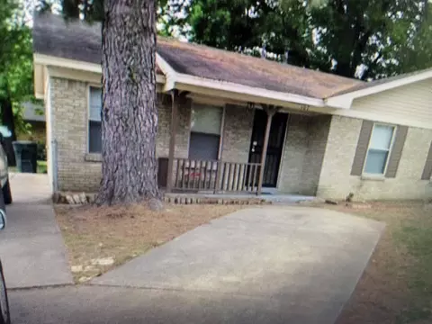 107 Loraine Rd, Memphis, TN 38109