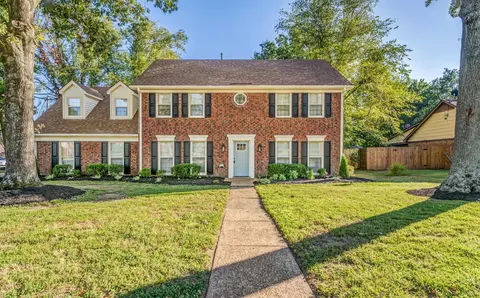 8377 Chimneyrock Blvd, Memphis, TN 38016