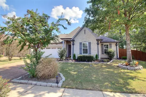 1454 Sawmill Creek Ln, Cordova, TN 38016
