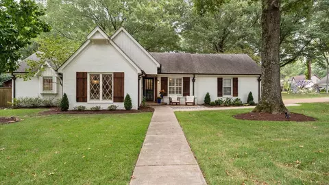 1504 Miller Farms Rd, Germantown, TN 38138